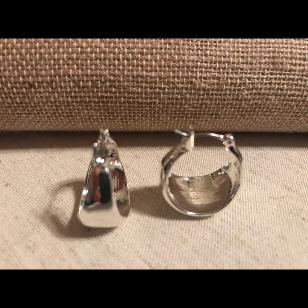 Hoops